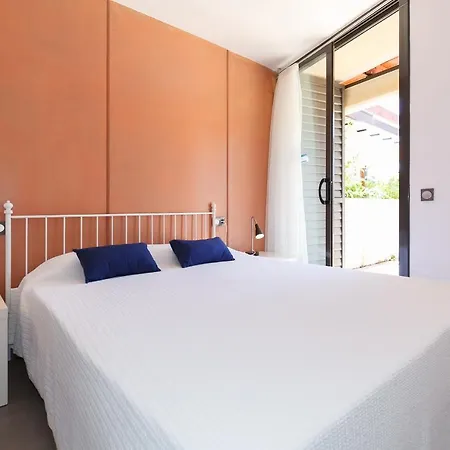 Uhc Ciutadella Family Appartamento Cambrils